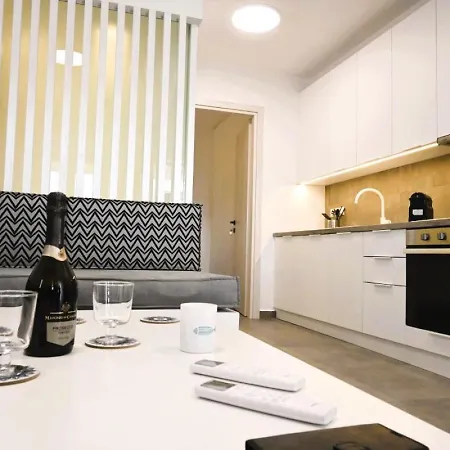 Bluewave Lux House Holiday home *