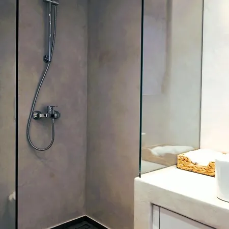 Bluewave Lux House *